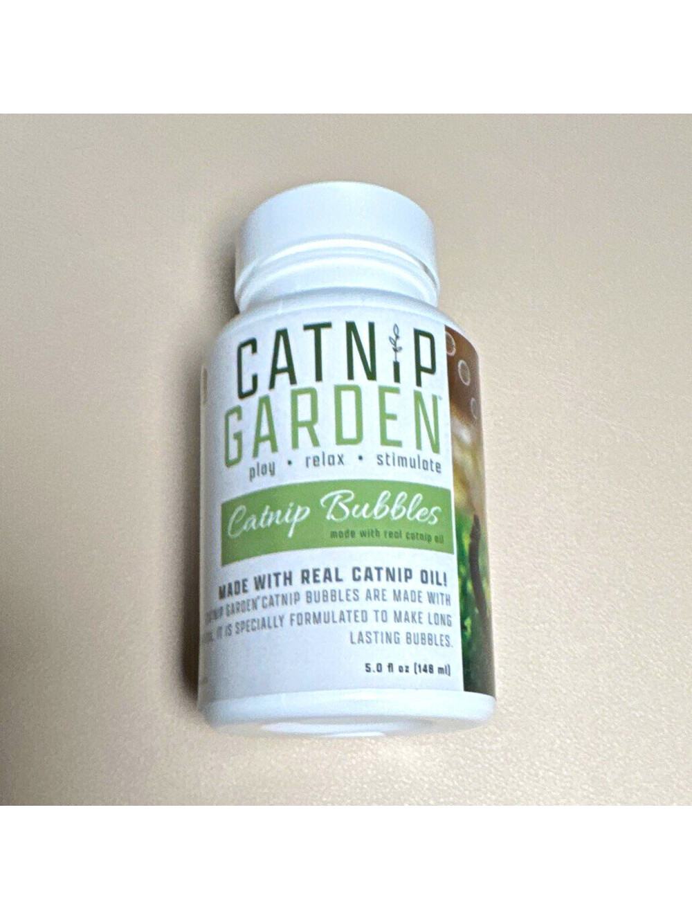 Multipet Catnip Garden Catnip Bubbles 5 fl oz w/ Real Catnip Oil Model 20515